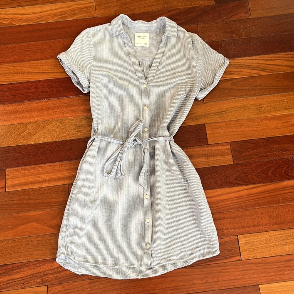 Abercrombie Button Dress with Tie